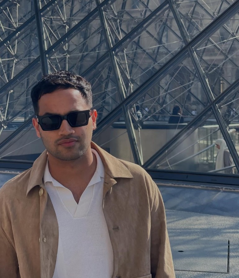 Read more about the article raj shamani net worth